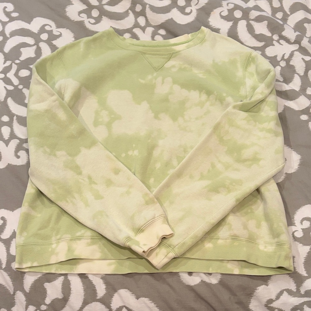 St. John's Bay Green Tie-Dye Sweatshirt